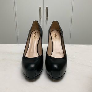 Yves Saint Laurent Tribute Too Pumps